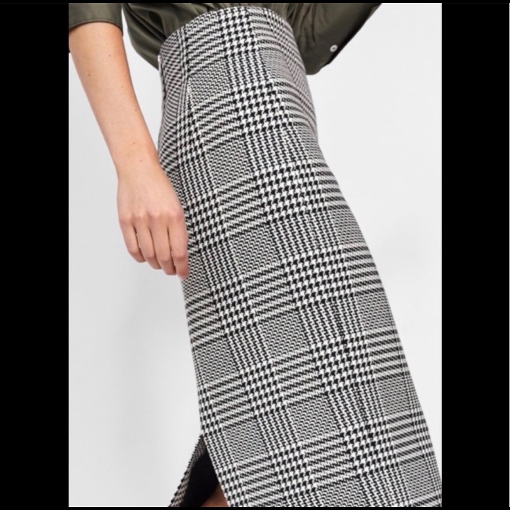 Zara Houndstooth Midi Skirt